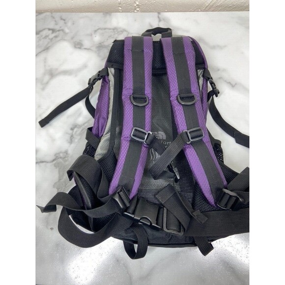 THE NORTH FACE VANGUARD 20 PURPLE HIKING BACKPACK 19 X 11 MESH BACK SUPPORT main image 3